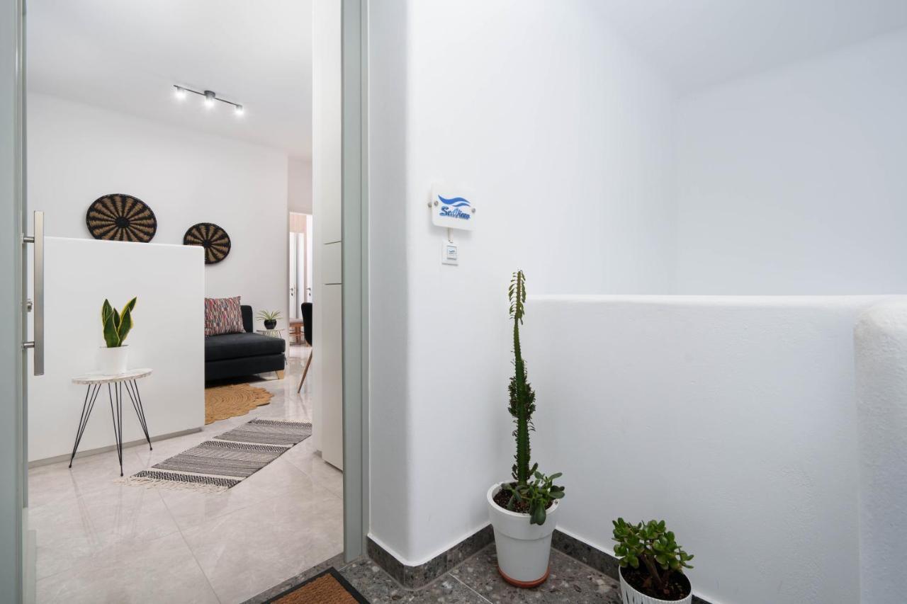 Seaview Apartment Fira  Exterior photo